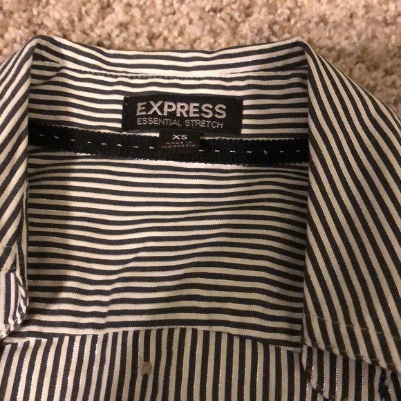 Express button up shirt - Picture 2 of 3
